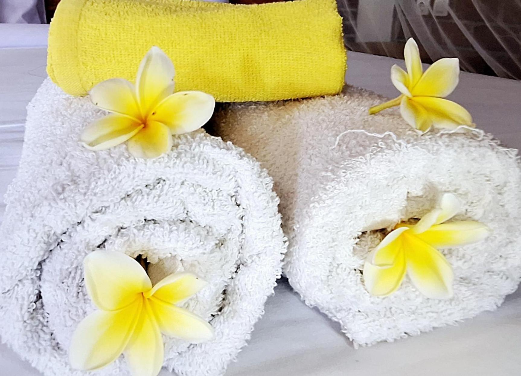 Bunga Maliq Bungalow Lombok Tetebatu Phòng bức ảnh
