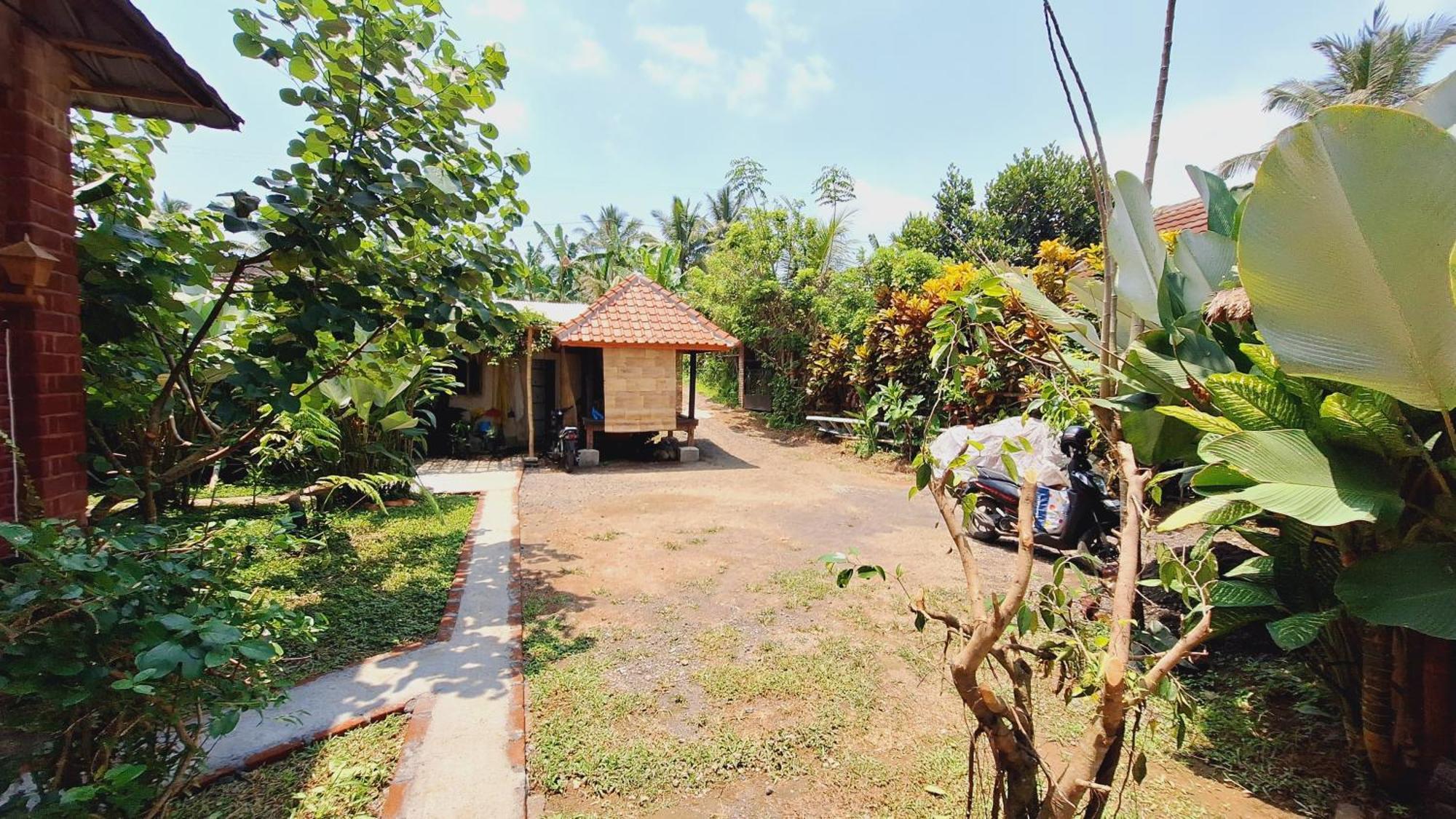 Bunga Maliq Bungalow Lombok Tetebatu Phòng bức ảnh